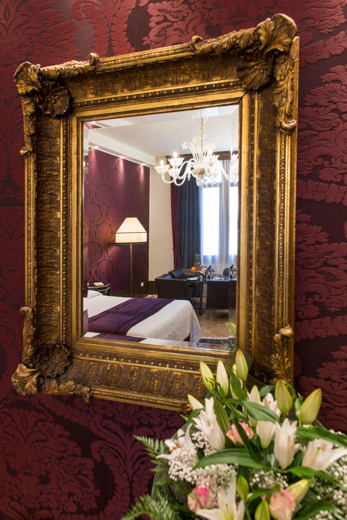 Locanda Leon Bianco On The Grand Canal Venice Exterior photo