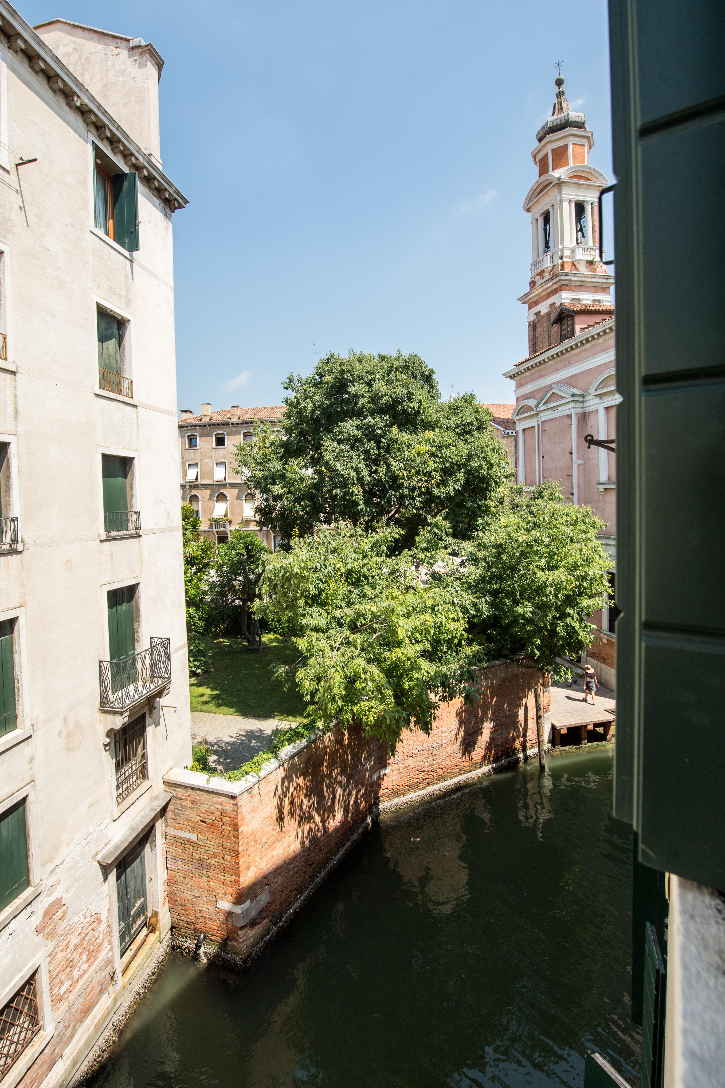 Locanda Leon Bianco On The Grand Canal Venice Exterior photo