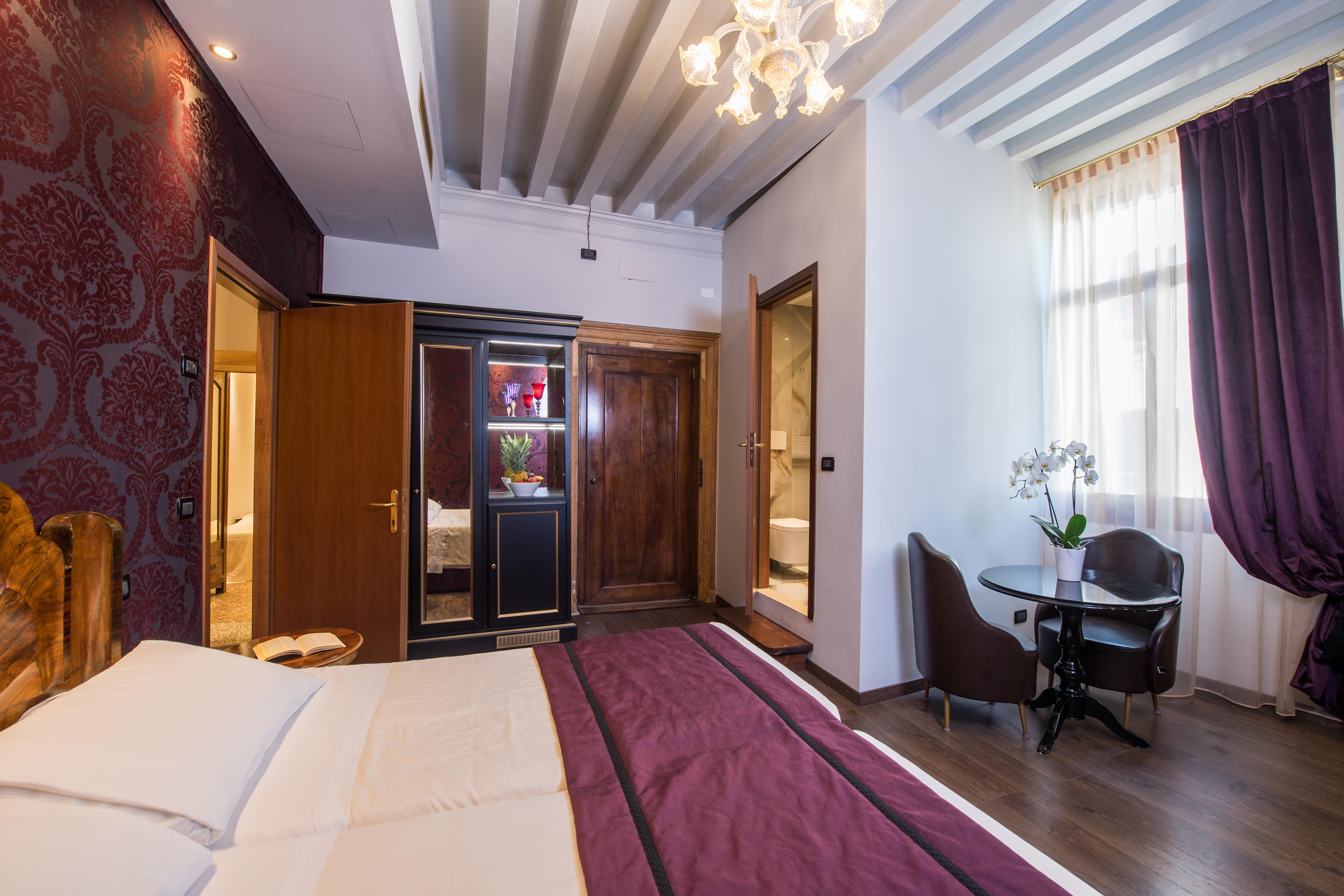 Locanda Leon Bianco On The Grand Canal Venice Exterior photo
