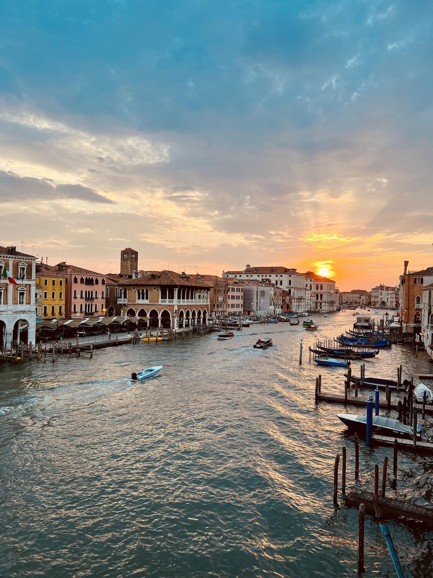 Locanda Leon Bianco On The Grand Canal Venice Exterior photo